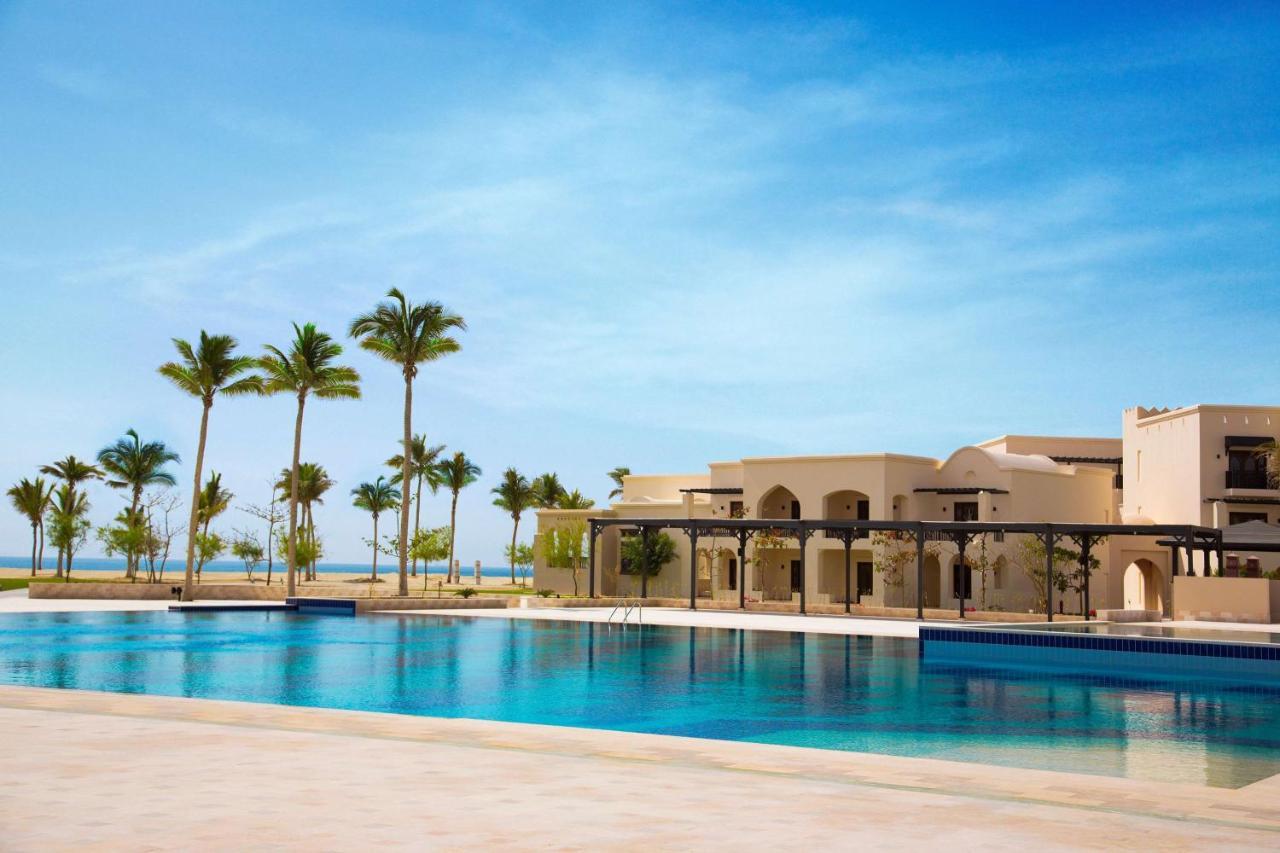 Salalah rotana resort. Salalah rotana resort 5. Salalah rotana resort. Салалах оман водопад. Salalah rotana resort.